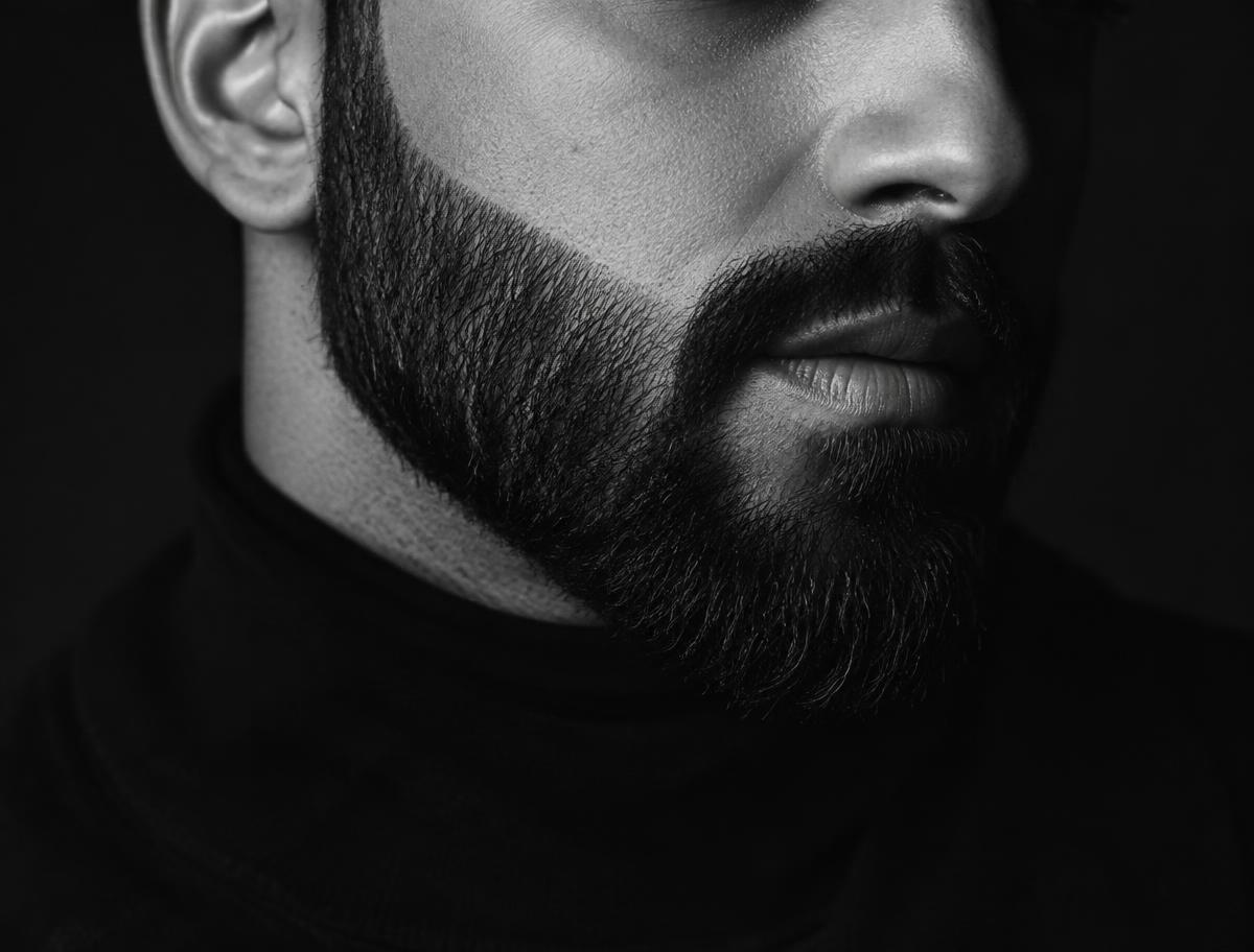 Shaped beard detail