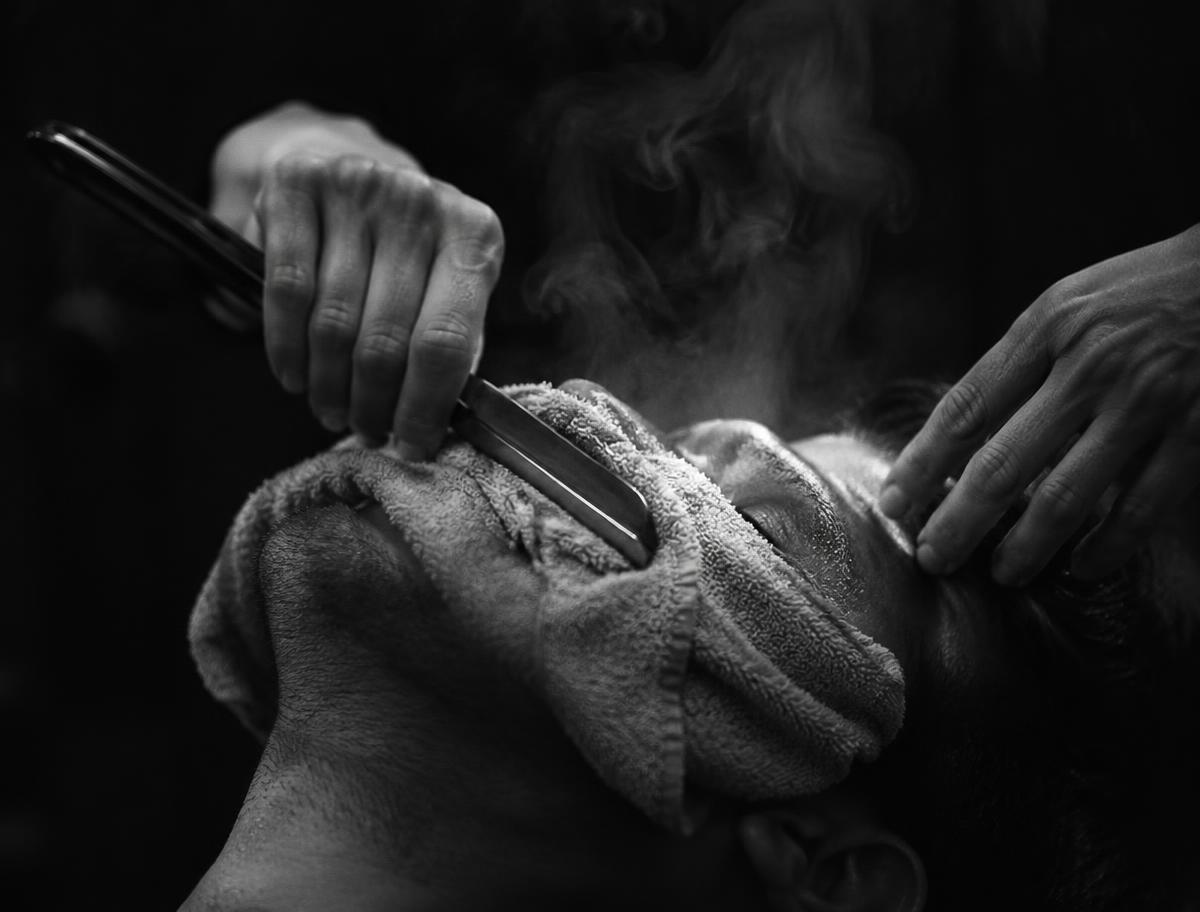 Straight razor shave